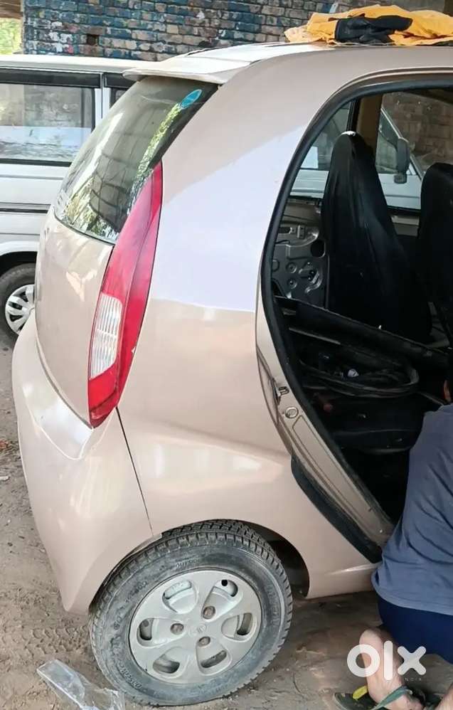 Tata Nano Lx 2012 Petrol