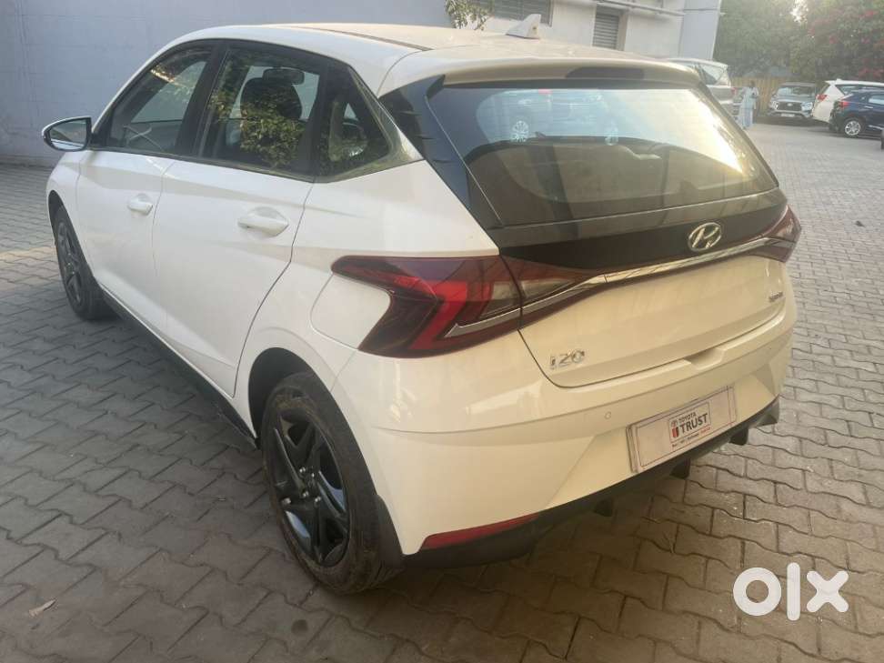 Hyundai I20 Sportz Plus Cvt, 2022, Petrol