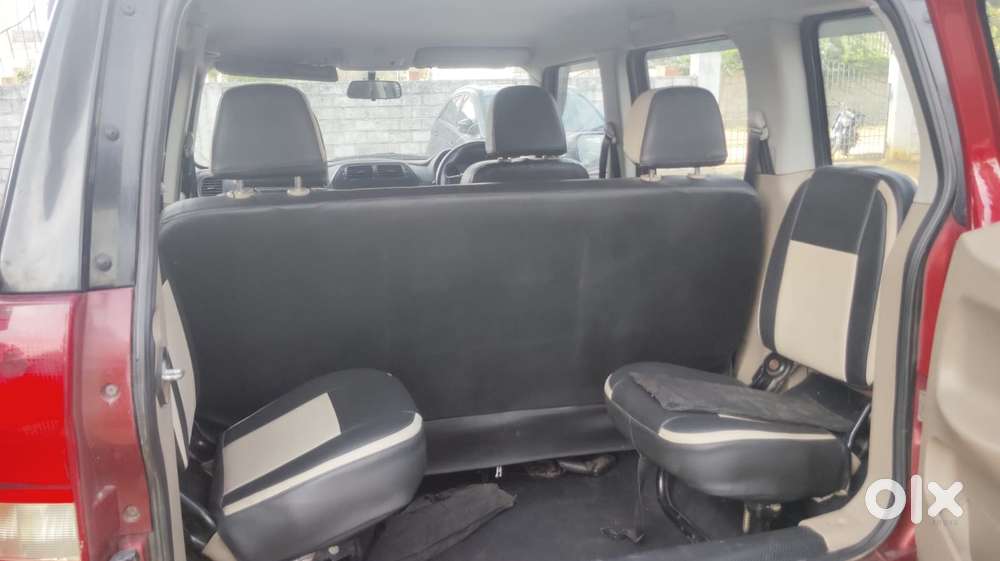 Mahindra Tuv 300 T6 Plus, 2016, Diesel