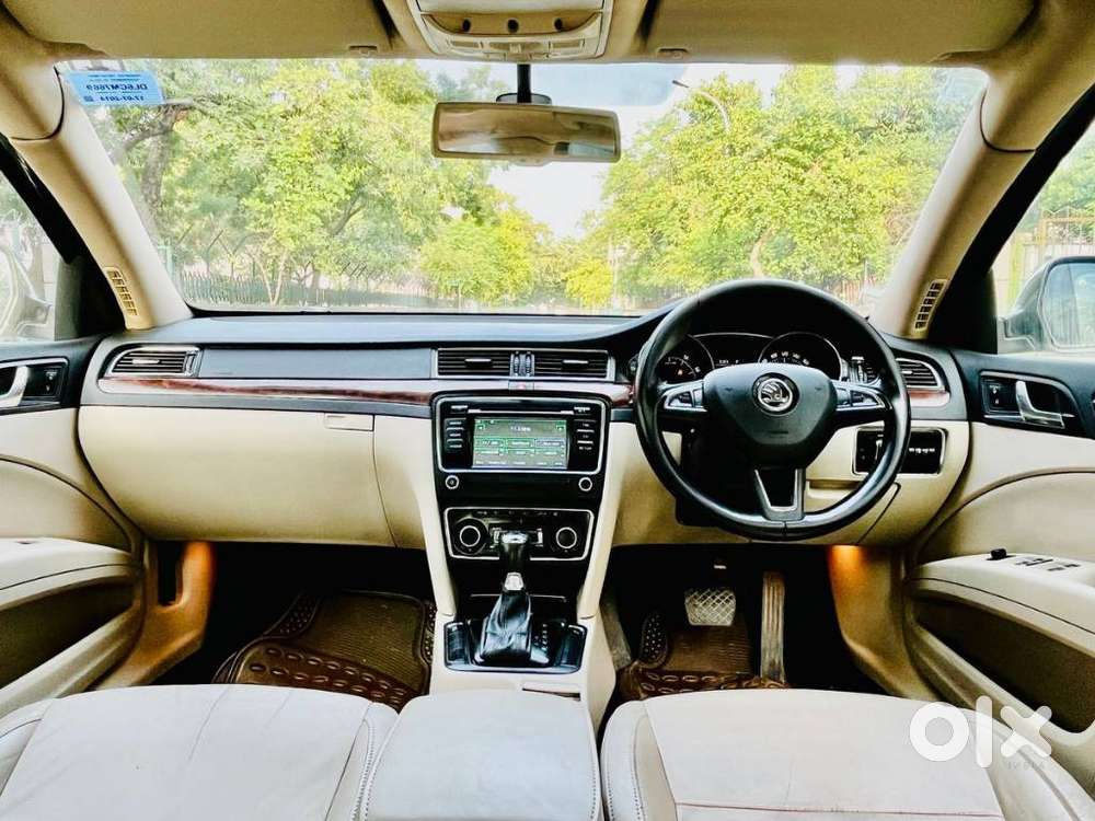 Skoda Superb Elegance 1.8 Tsi At, 2015, Petrol
