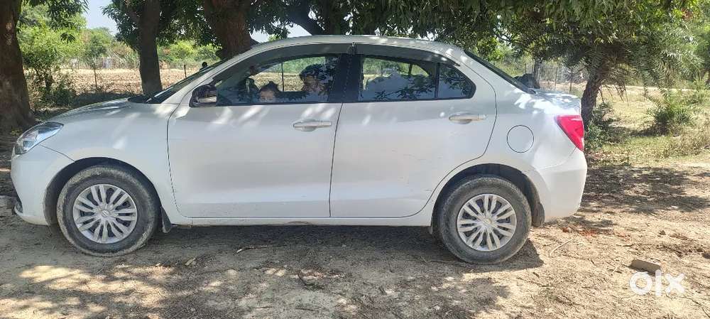 गाड़ी बिल्कुल अच्छी है वन हैंड उसे की है दूसरी लेनी है मुझे