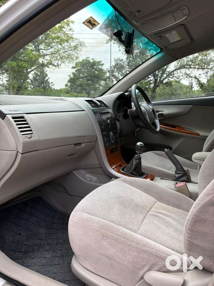 Toyota Corolla Altis G, 2010, Diesel