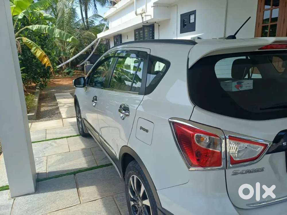 Maruti Suzuki S-cross 1.5 Zeta 2021
