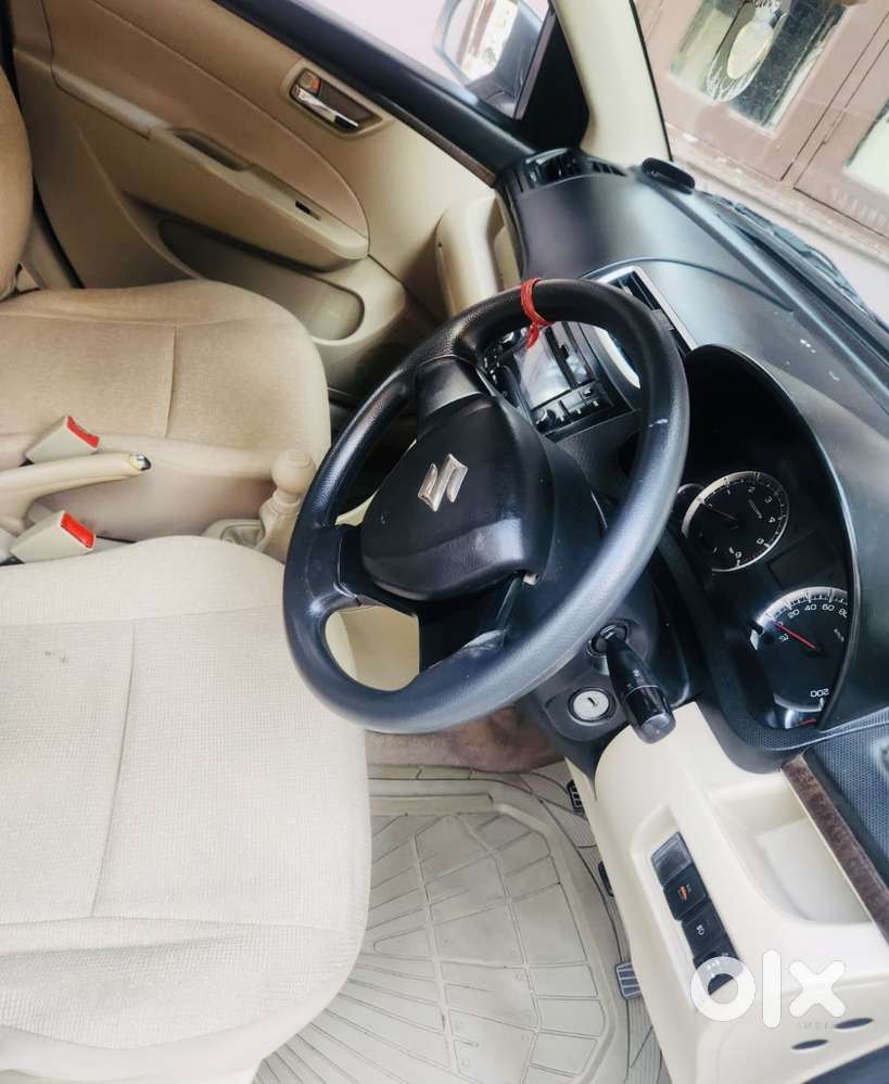 Maruti Suzuki Swift Dzire Vdi Optional, 2015, Diesel