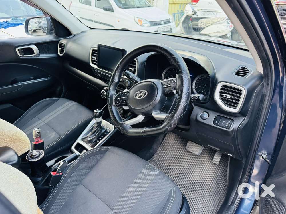 Hyundai Venue Sx Plus Turbo Dct, 2022, Petrol