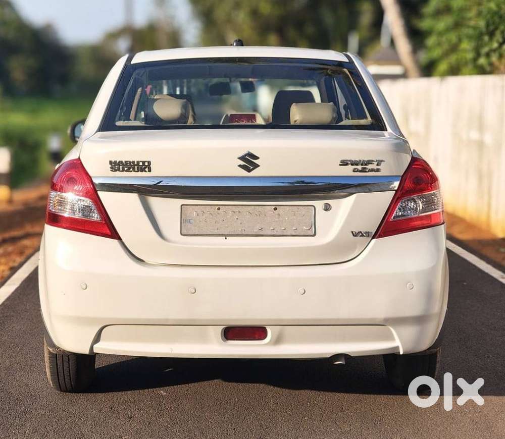 Maruti Suzuki Dzire 1.2 Vxi, 2014, Petrol