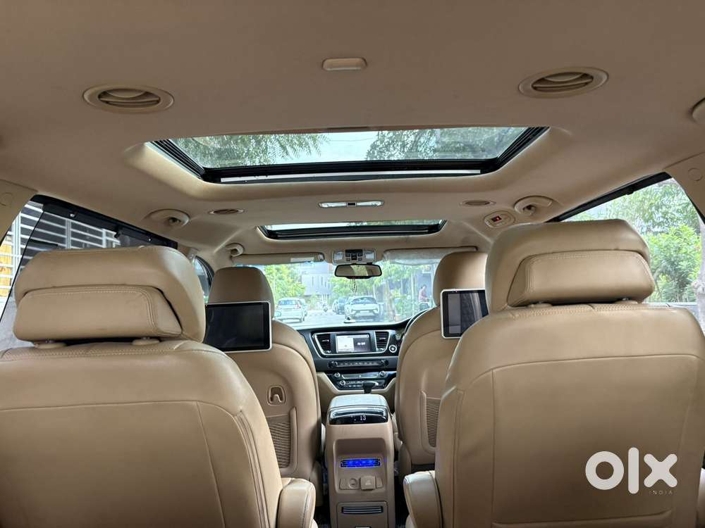 Kia Carnival Limousine Plus 7 Str, 2022, Diesel