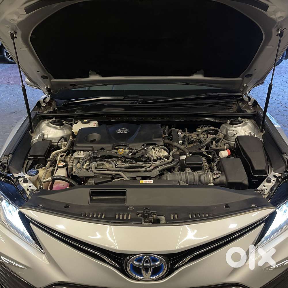 Toyota Camry Hybrid, 2024, Cng & Hybrids