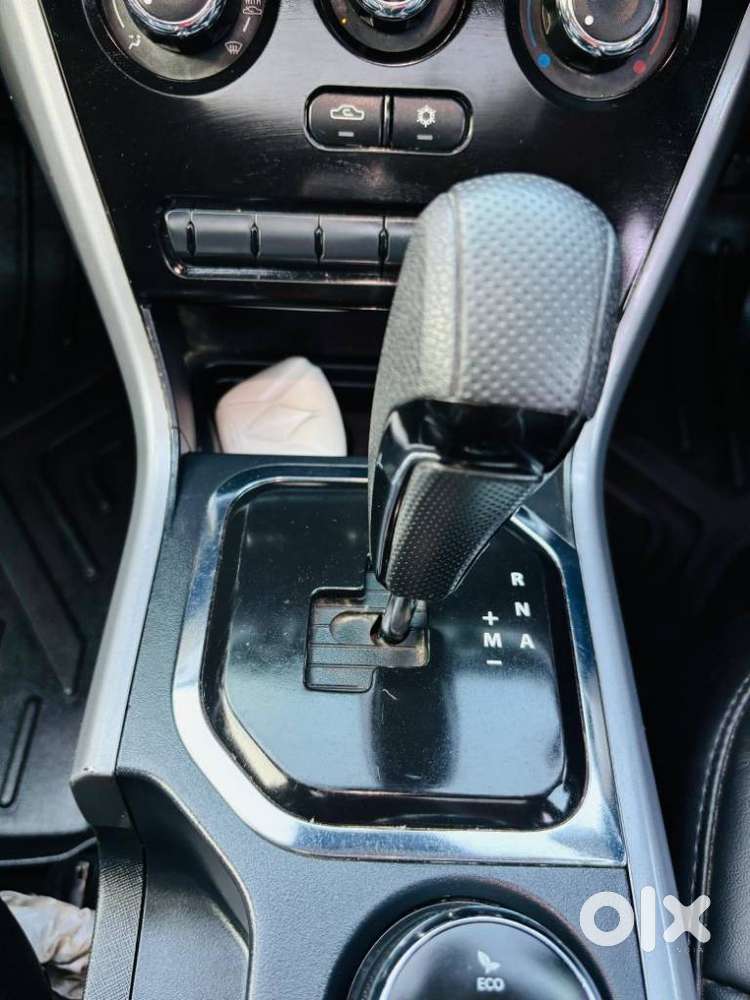Tata Nexon 1.2 Revotron Xma Amt (s), 2021, Petrol