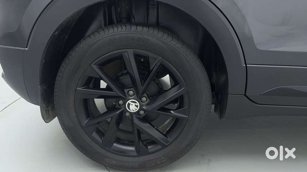 Skoda Kushaq 1.0 Tsi Style At, 2025, Petrol