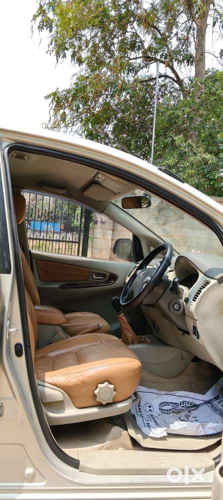 Toyota Innova 2.5 V 7 Str, 2012, Diesel