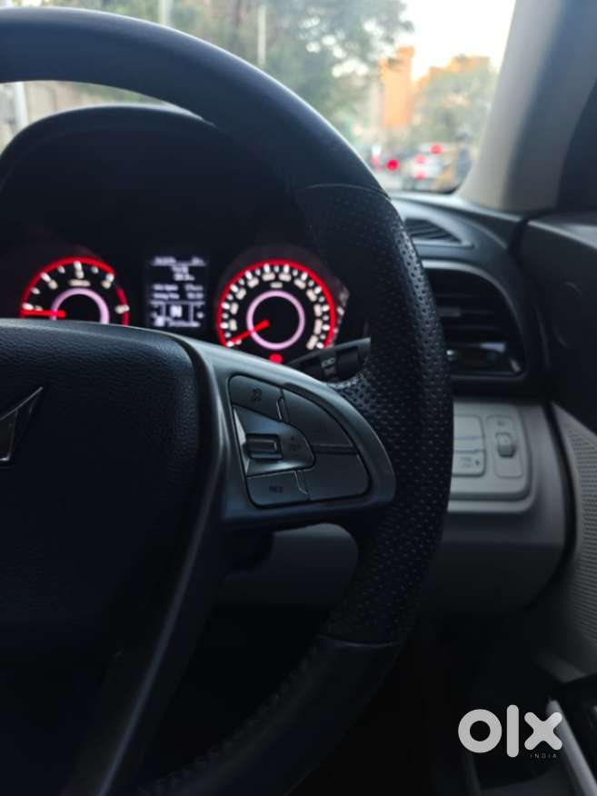 Mahindra Xuv300 W8 Amt Optional Diesel, 2023, Diesel