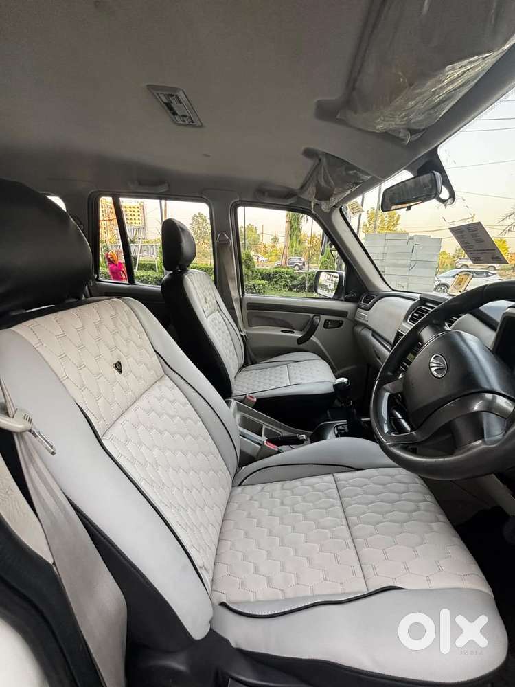 Mahindra Scorpio S6 Plus, 2016, Diesel