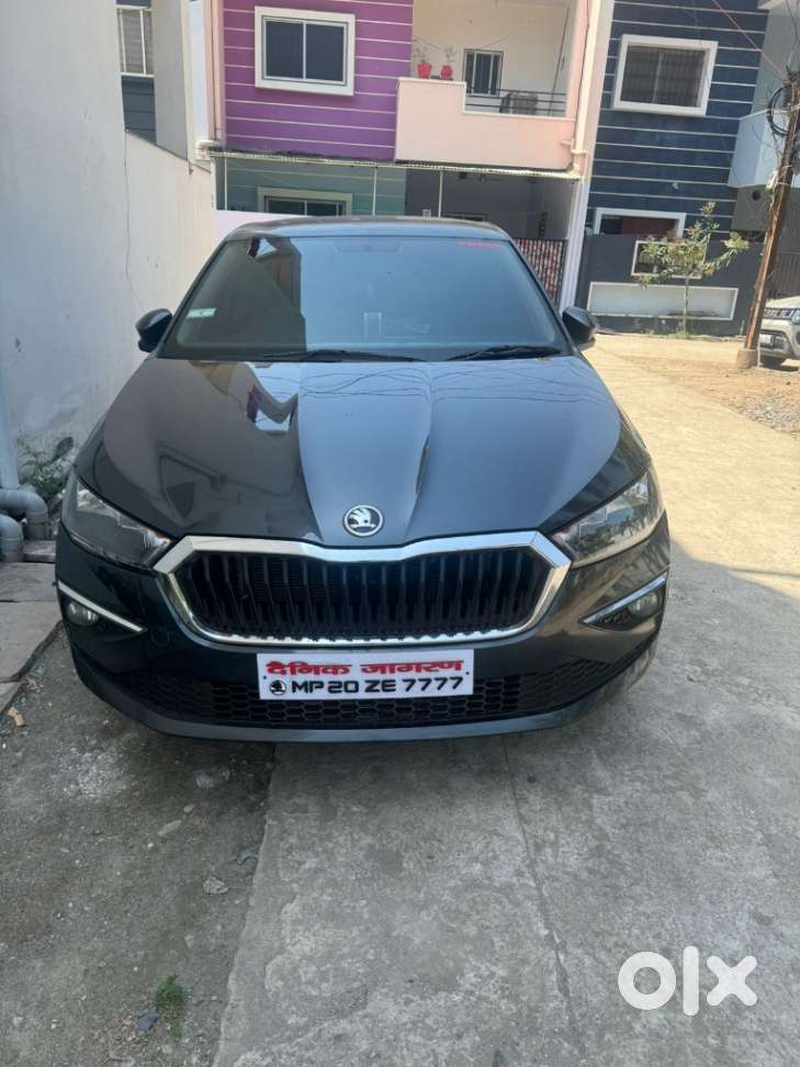 Skoda Slavia Ambition 1.5l Tsi Mt, 2023, Petrol