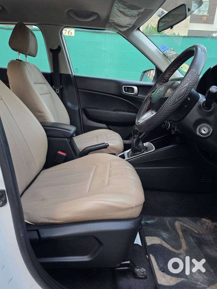 Hyundai Venue 1.2 S (o), 2021, Cng & Hybrids