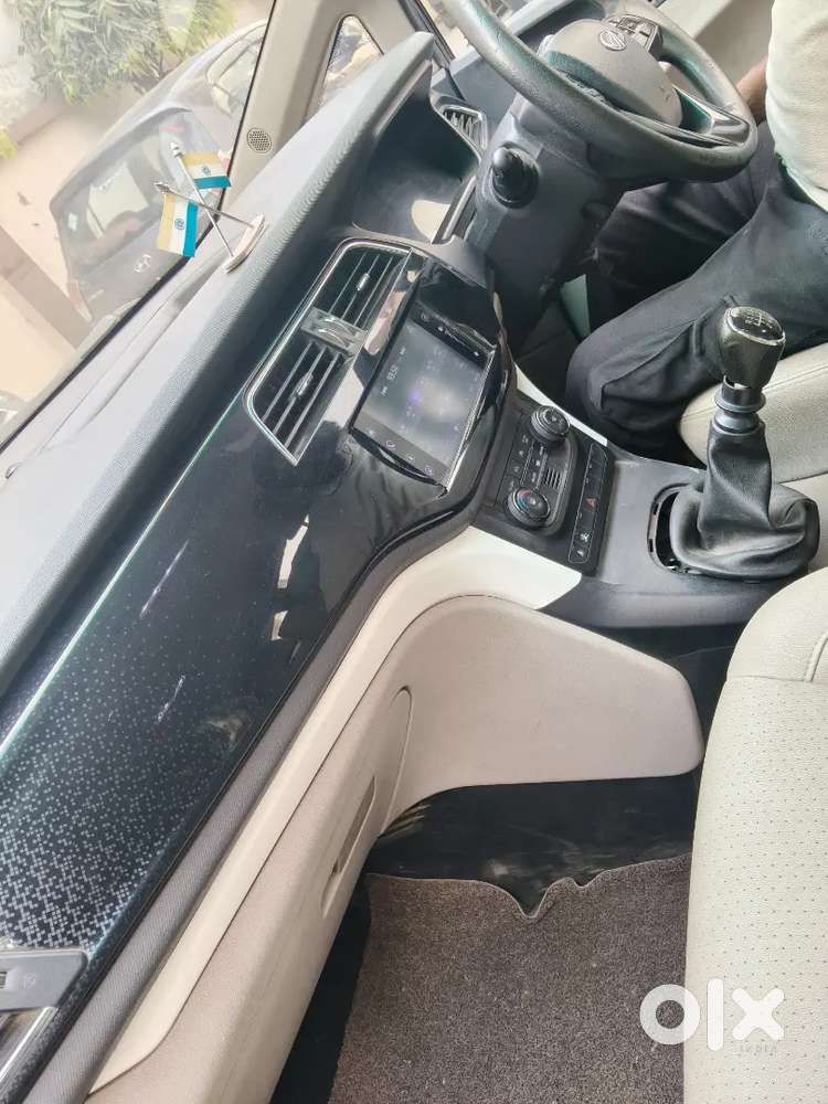 Urgent Sell New Purchase Car Mahindra Marazzo 2019