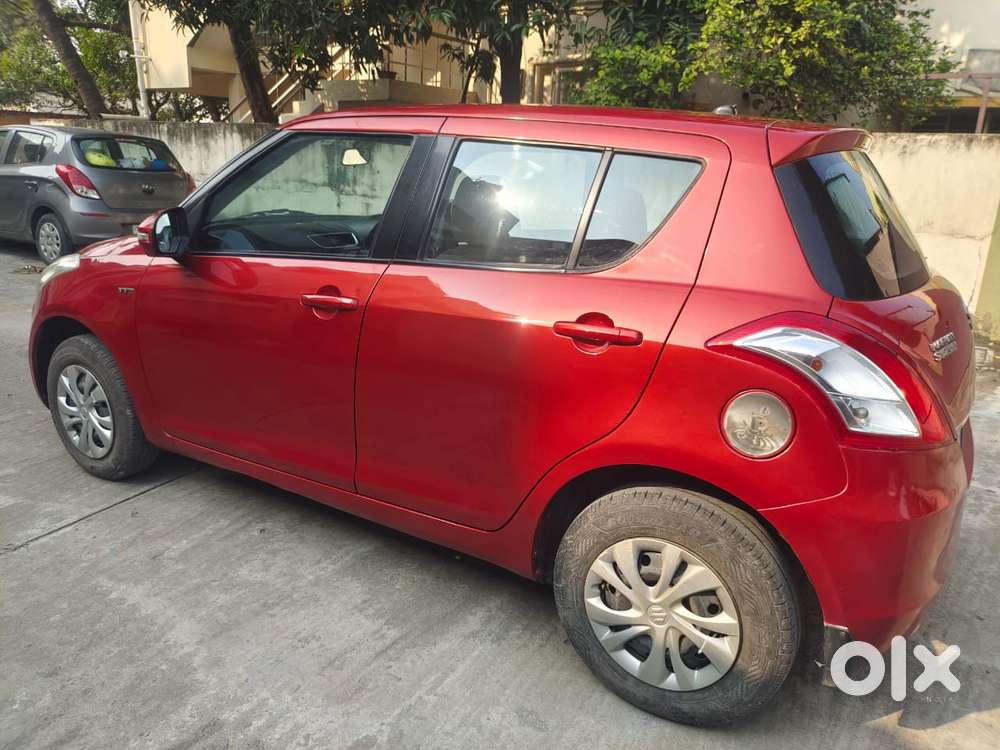 Maruti Suzuki Swift Vxi + Manual, 2012, Petrol