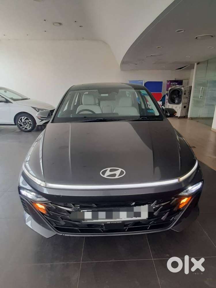 Hyundai Verna 1.5 Sx (o) Vtvt, 2023, Petrol