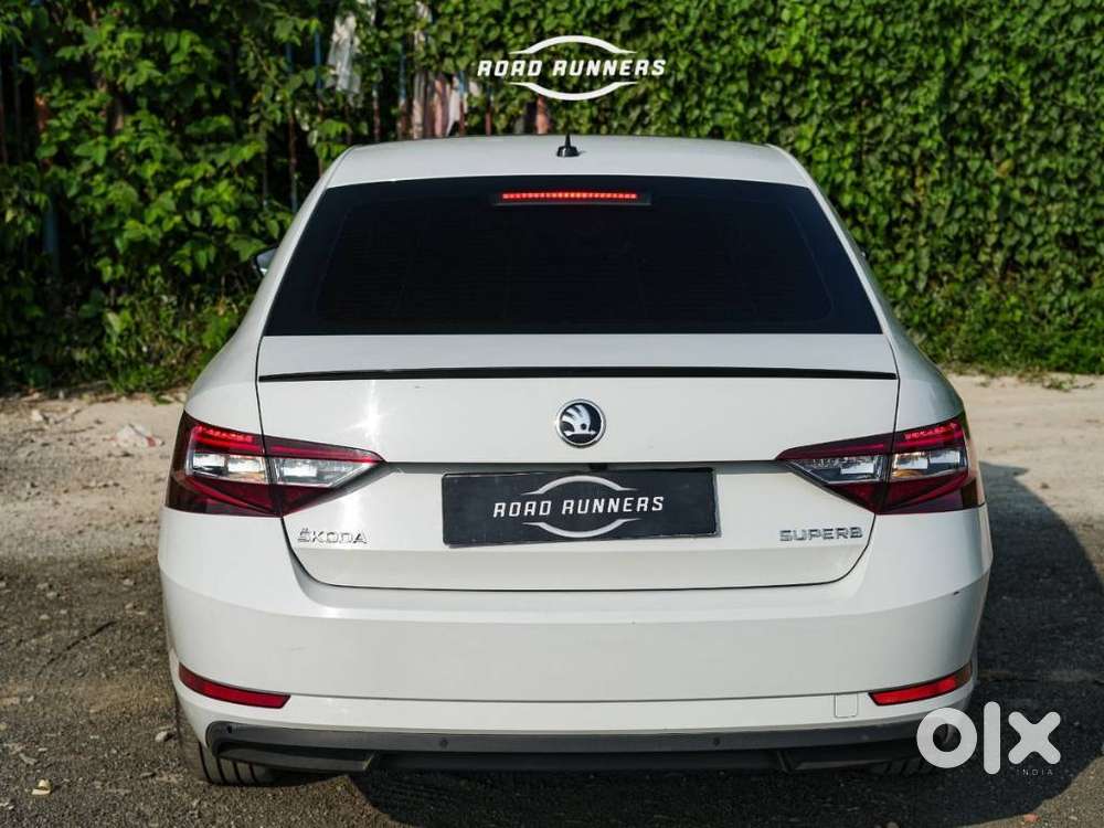 Skoda Superb L&k 1.8 Tsi At, 2020, Petrol