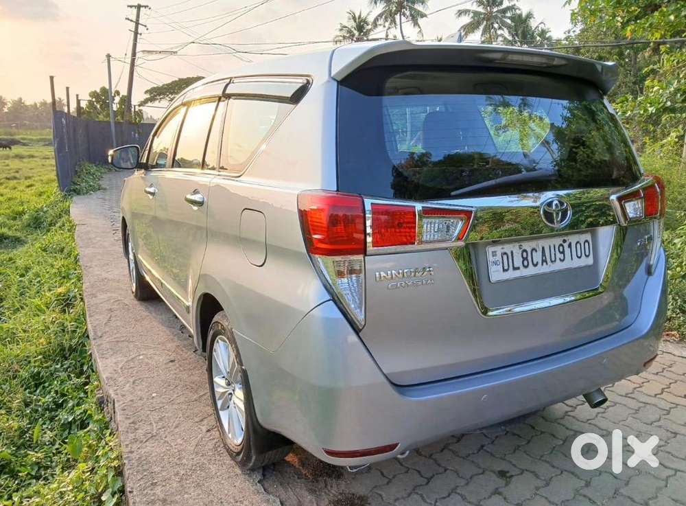 Toyota Innova Crysta