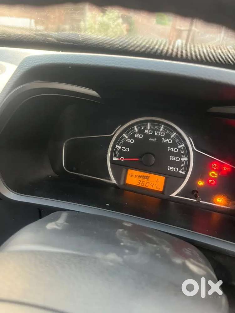 Very Good Condition Gadi Me Koi Kam Nhi Hai Or Back Camera Lag Hai