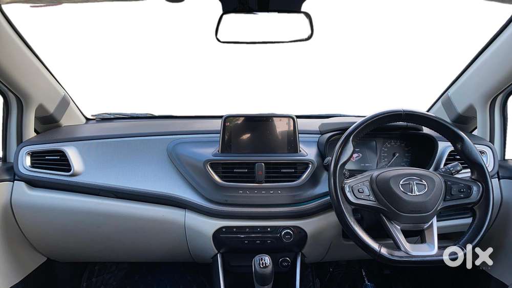 Tata Altroz 1.2 Xz Urban Petrol, 2021, Petrol
