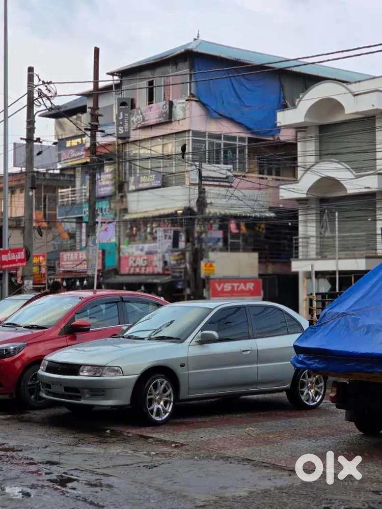 Mitsubishi Lancer Petrol 2003
