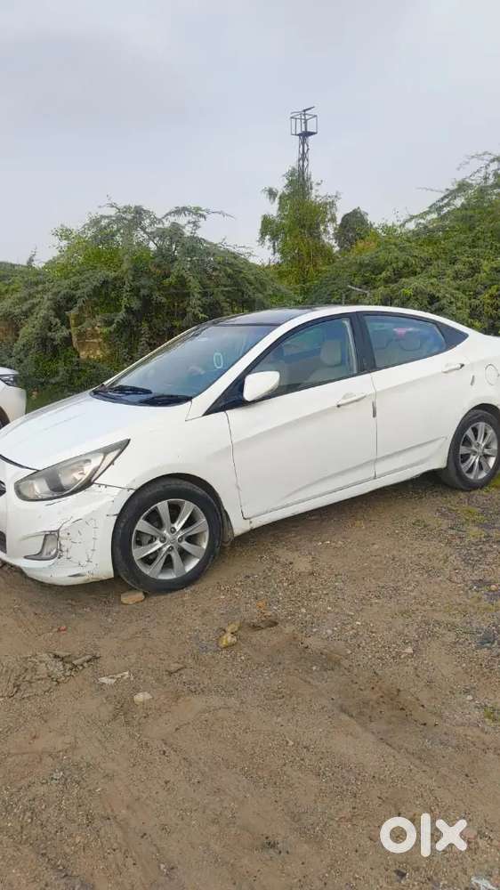Hyundai Verna 2012 Suv