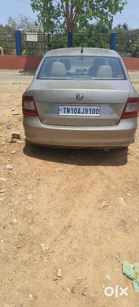 Skoda Rapid 2012 Diesel 90000 Km Driven
