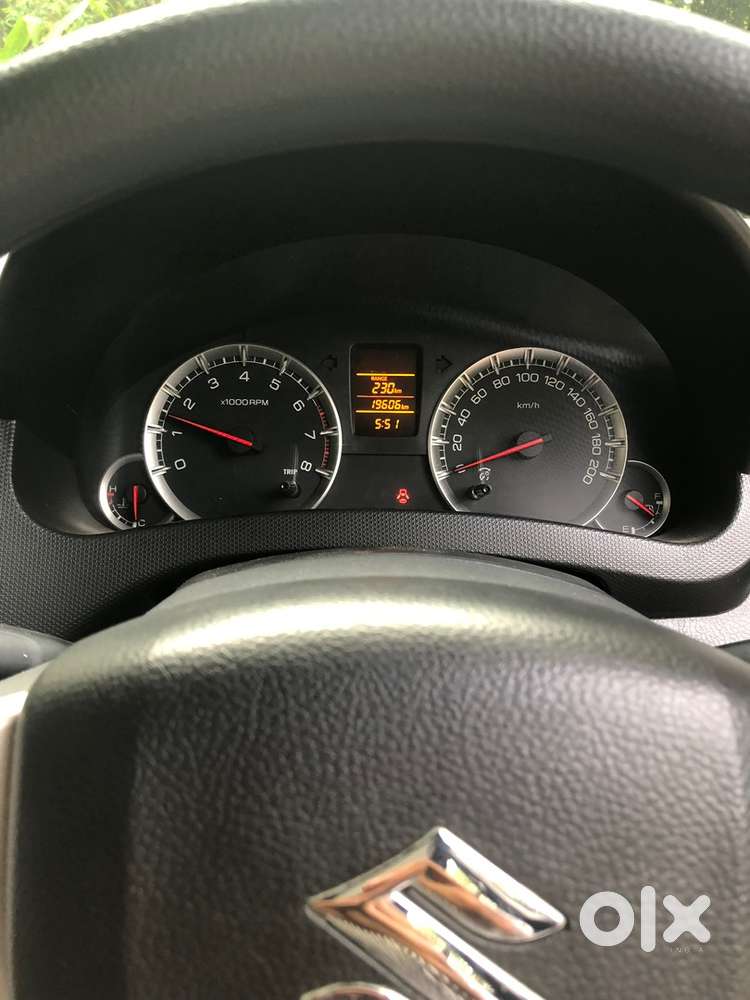 Maruti Swift Petrol 2015