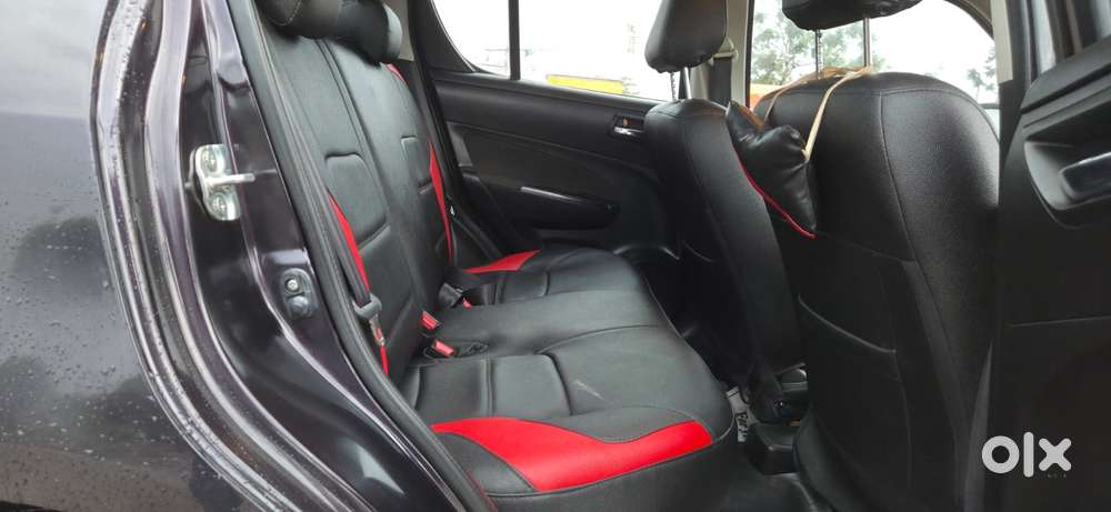 Maruti Suzuki Swift Vxi Abs Bsiv, 2015, Petrol