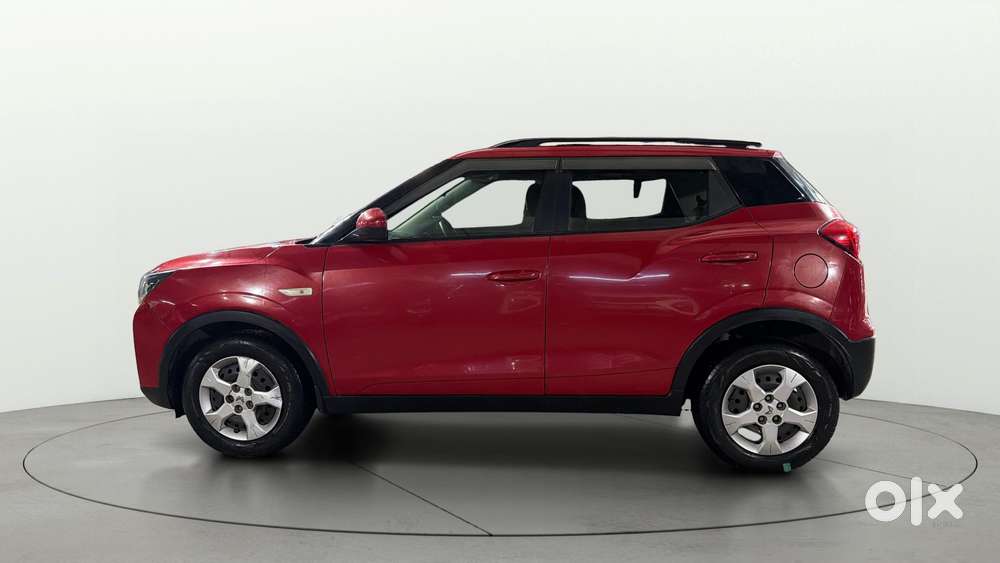 Mahindra Xuv300 W6, 2023, Petrol