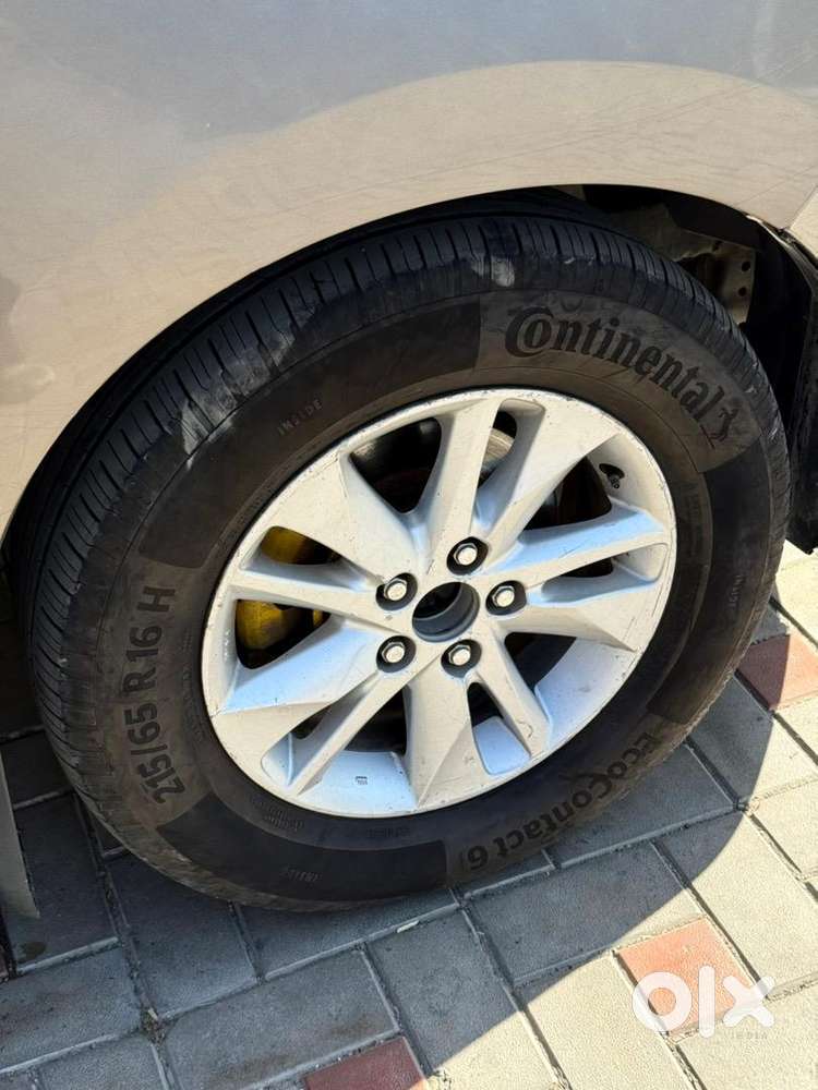 Toyota Innova Crysta 2018