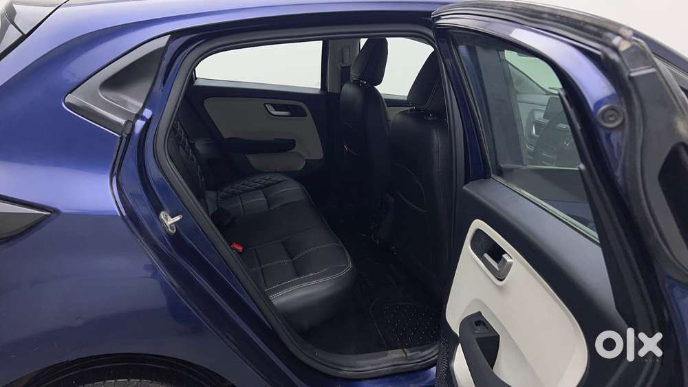 Tata Altroz Xz Plus (s), 2023, Petrol