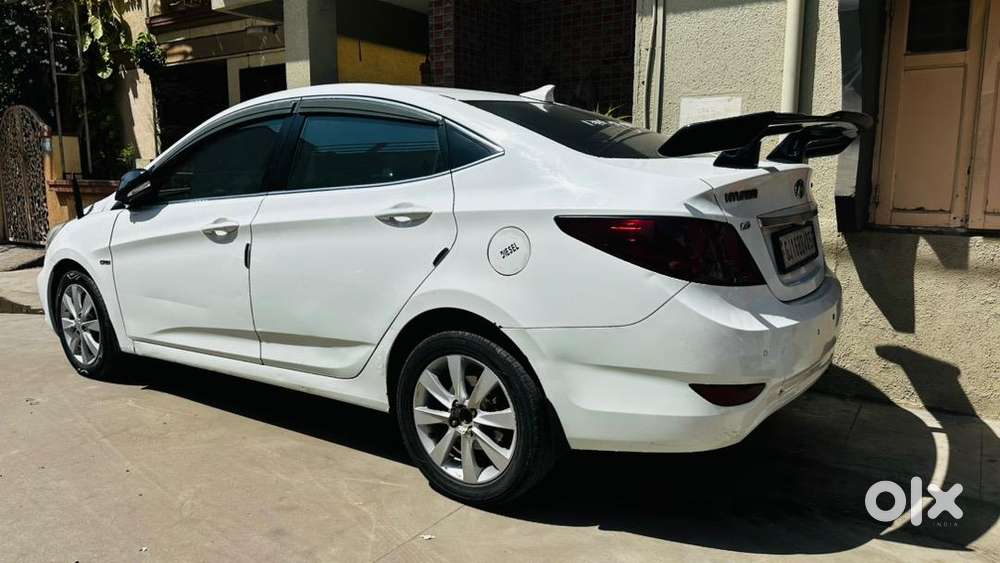 Hyundai Diesel Manual 2012