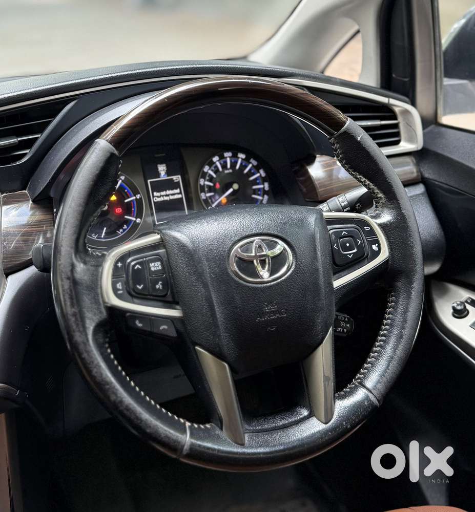 Toyota Innova Crysta 2.8 Zx At, 2017, Diesel