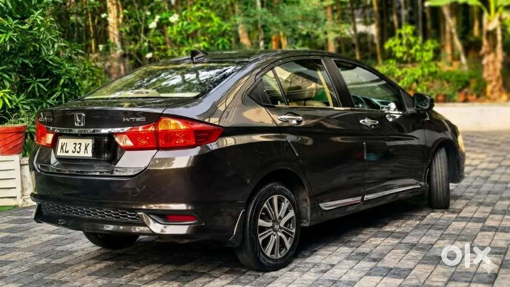 2018 Honda City V Cvt  Full Company Service  Owner Going Abroad