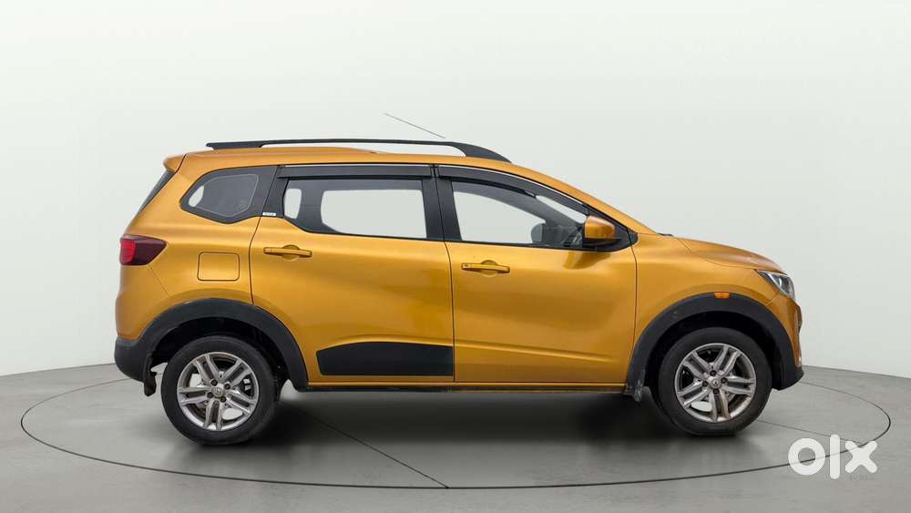 Renault Triber Rxz, 2020, Petrol