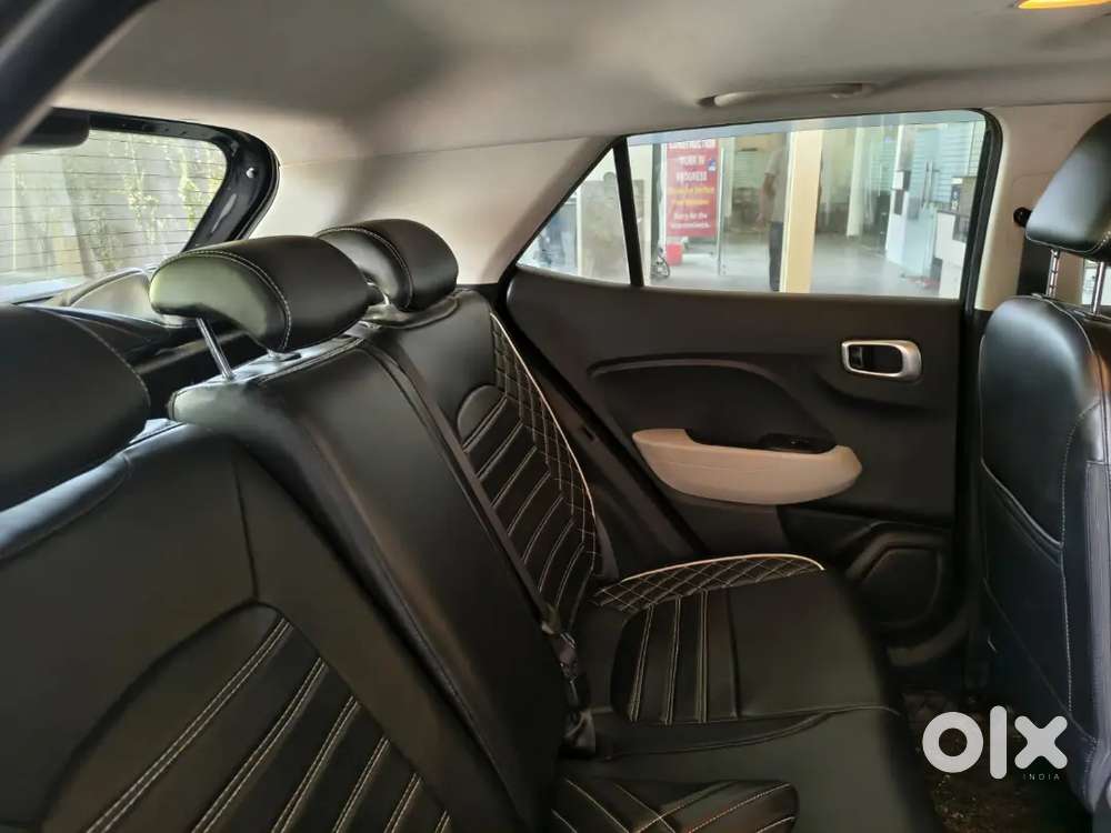 Hyundai Venue Sx Petrol Manual 1st Owner 2024