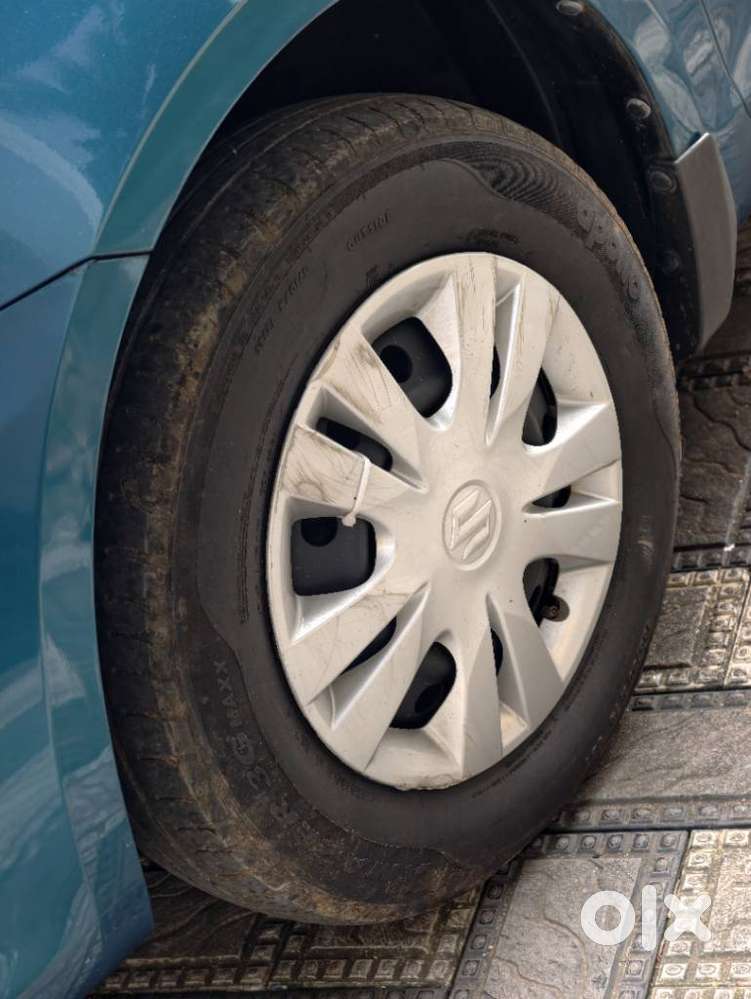 Maruti Suzuki Swift Dzire 1.2 Vxi Bsiv, 2013, Petrol