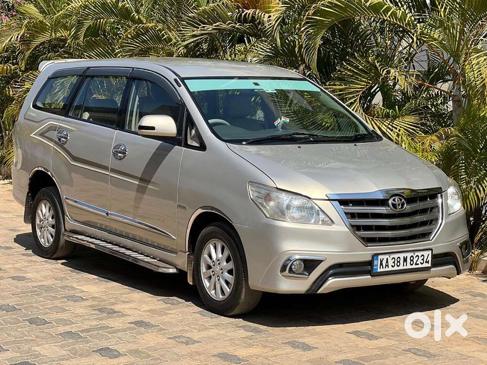 Toyota Innova 2012 Diesel Well Maintained