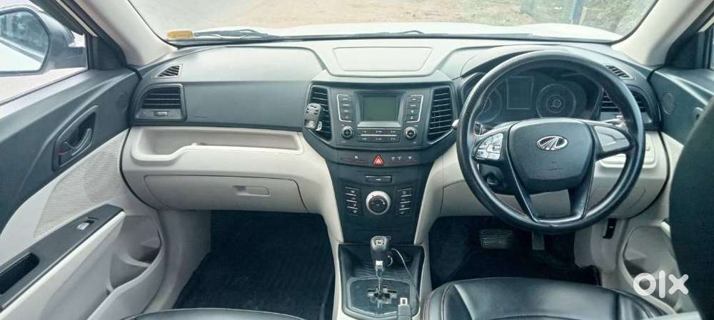 Mahindra Xuv300 W6 Amt Diesel, 2022, Diesel