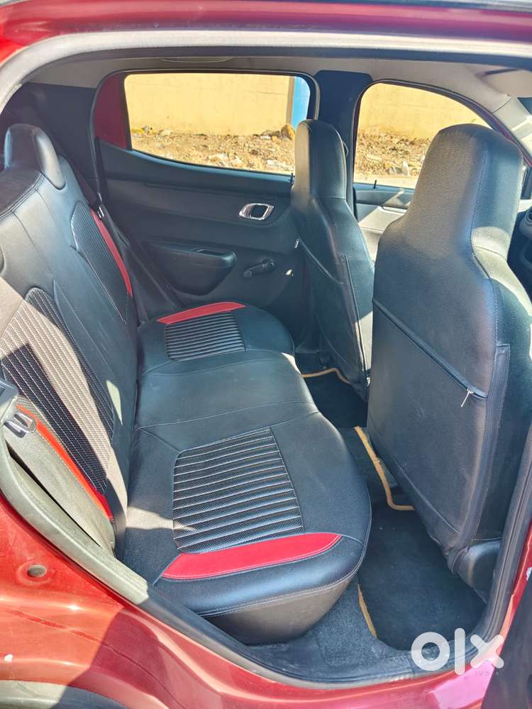 Renault Kwid 2019-ongoing 1.0 Rxt Amt (o), 2018, Petrol