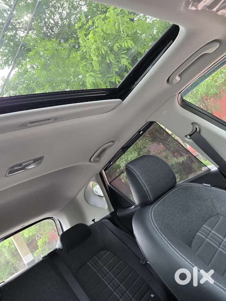 Kia Sonet Petrol Manual 2026 Variant. Top Loded