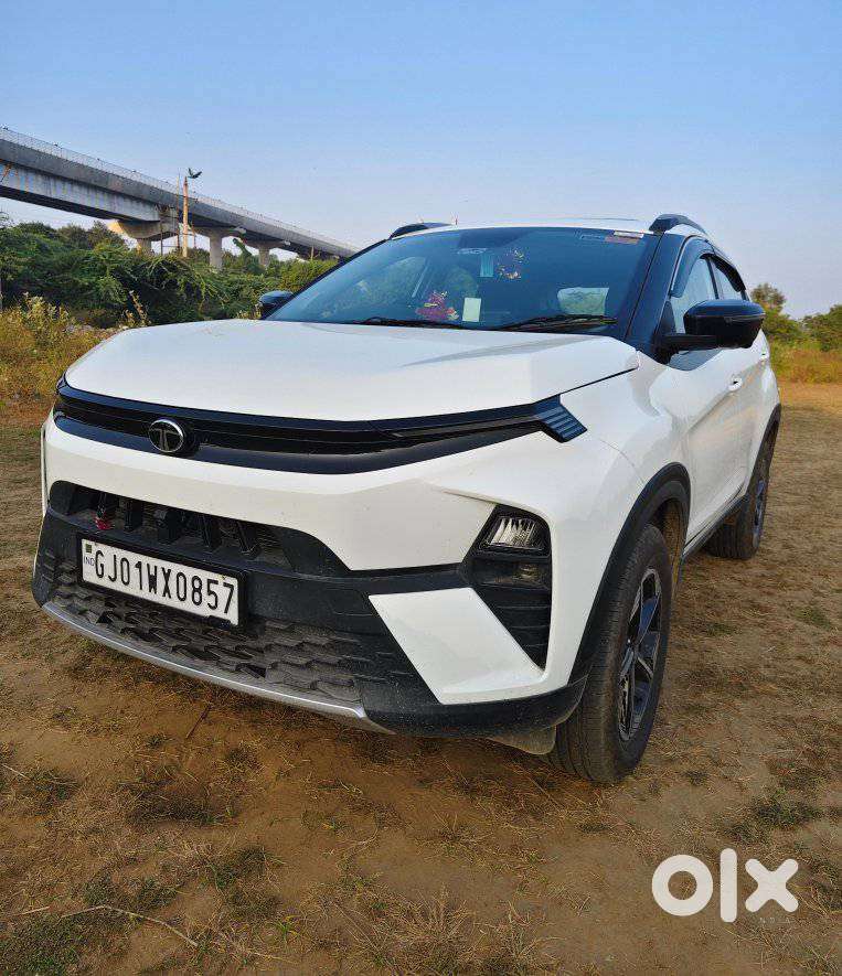 Tata Nexon Creative Plus S 1.5 Revotorq Diesel 6 Amt, 2025