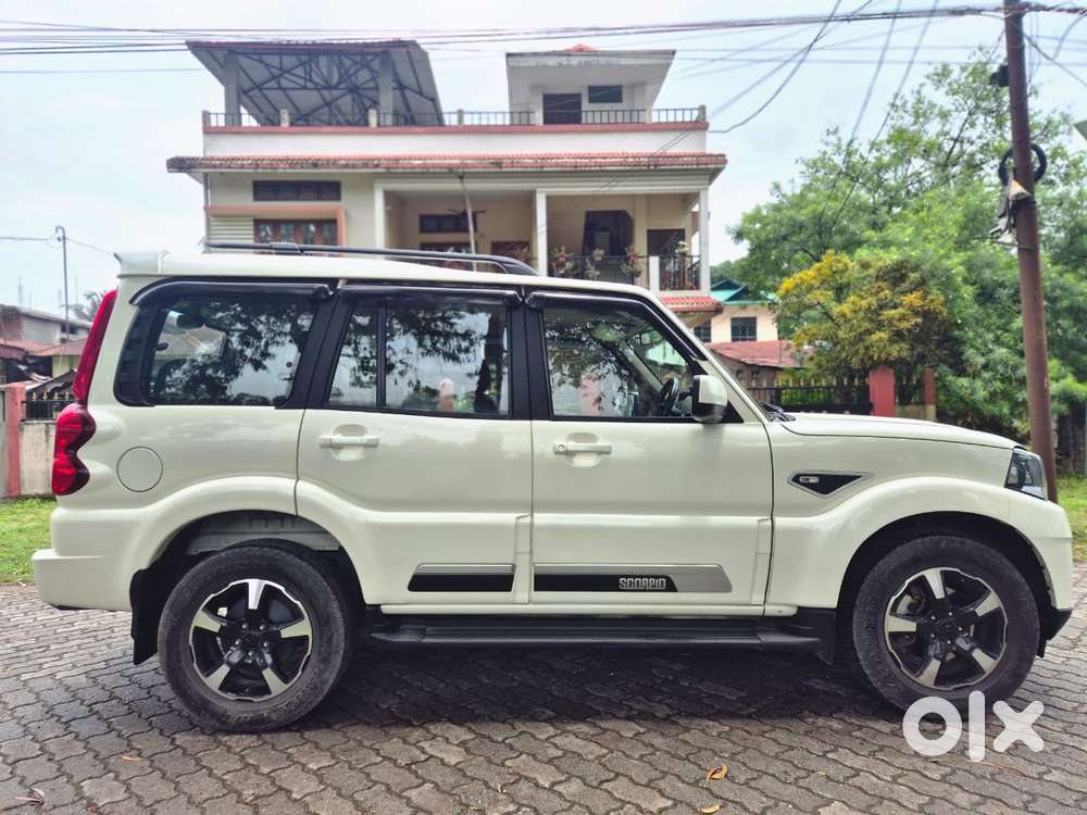 Mahindra Scorpio Classic 2.2 S 11 Mt 7 Str, 2023, Diesel