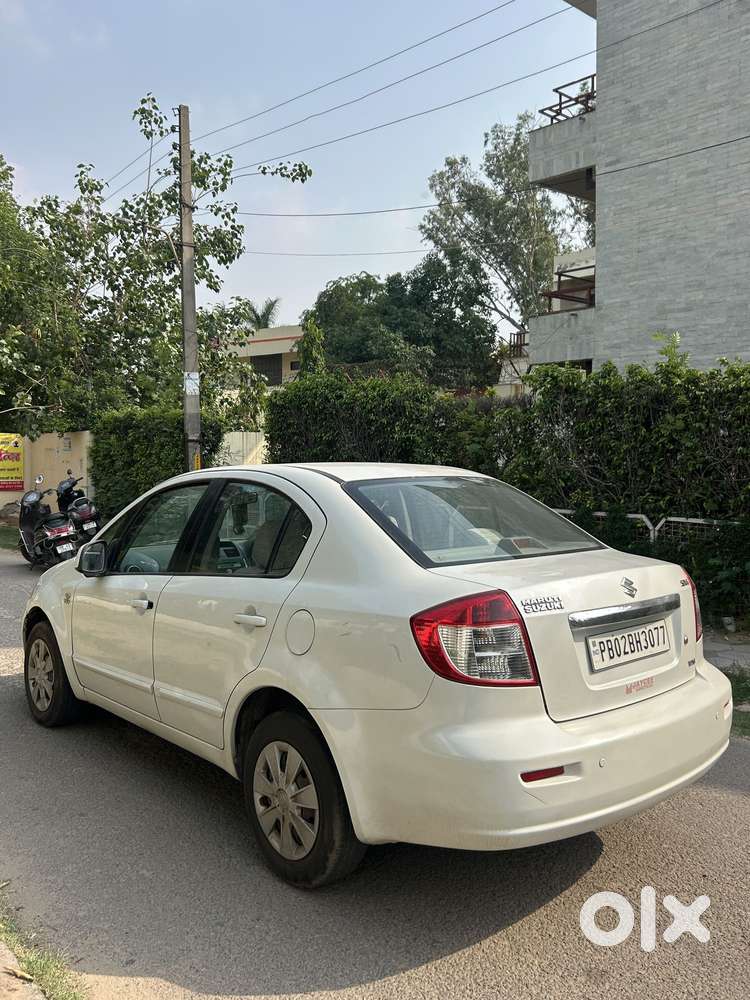 Maruti Suzuki Sx4 Vxi Bsiii, 2010, Petrol