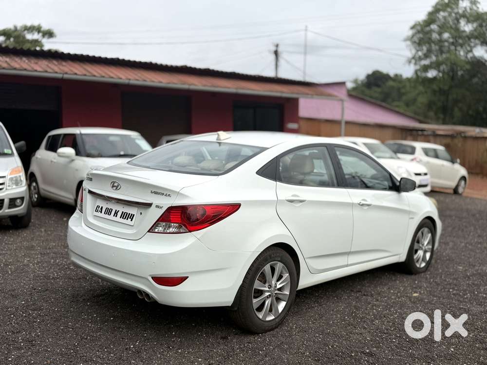 Hyundai Verna 1.6 Sx Vtvt, 2012, Petrol