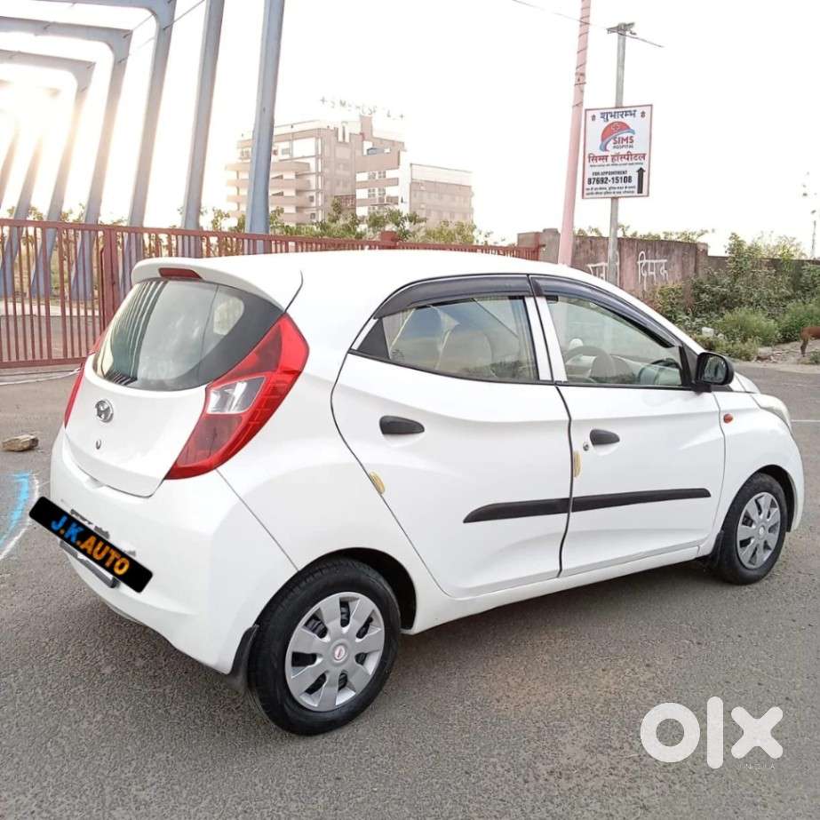 Hyundai Eon Era +, 2017, Petrol