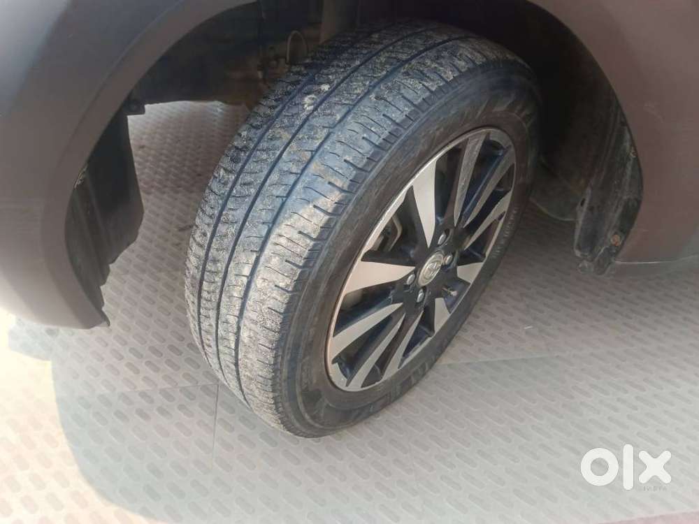 Toyota Etios Cross 1.2l G, 2017, Petrol